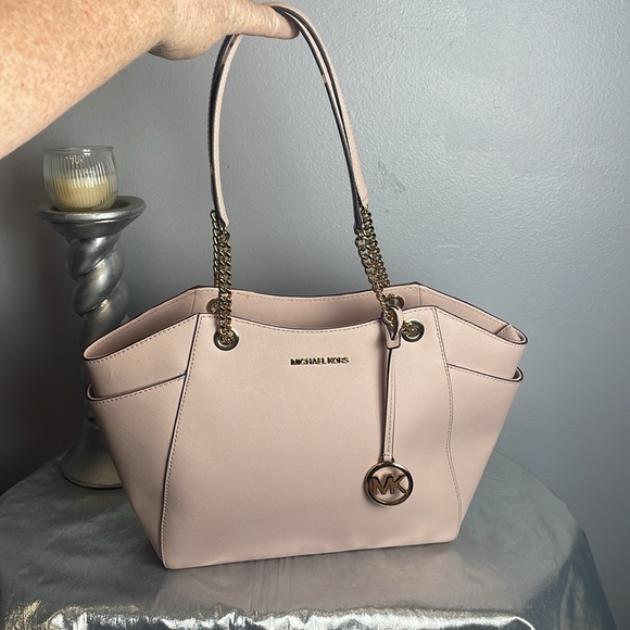Michael Kors Blush Pink Purse - Picture 6 of 12